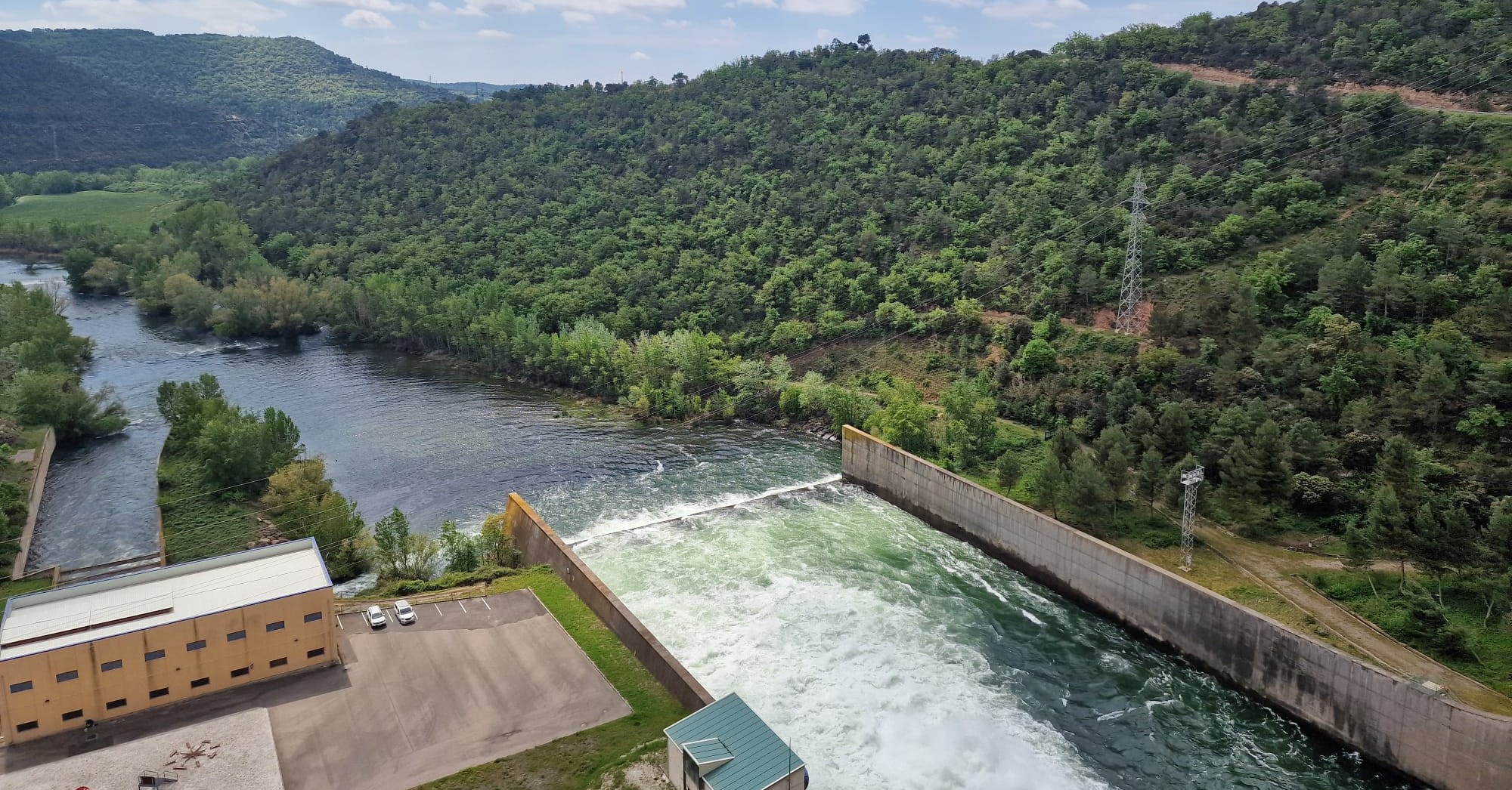 Los embalses y canales de la Cuenca del Ebro funcionaron con normalidad el lunes 28 y el martes 29 de abril Los embalses y canales de la Cuenca del Ebro funcionaron con normalidad el lunes 28 y el martes 29 de abril